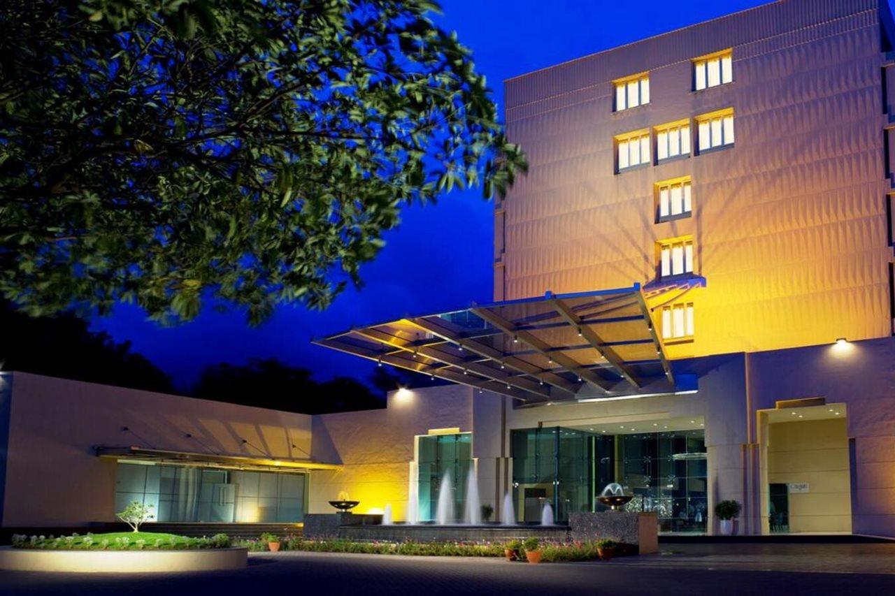 Blue Diamond Pune Ihcl Seleqtions Dış mekan fotoğraf