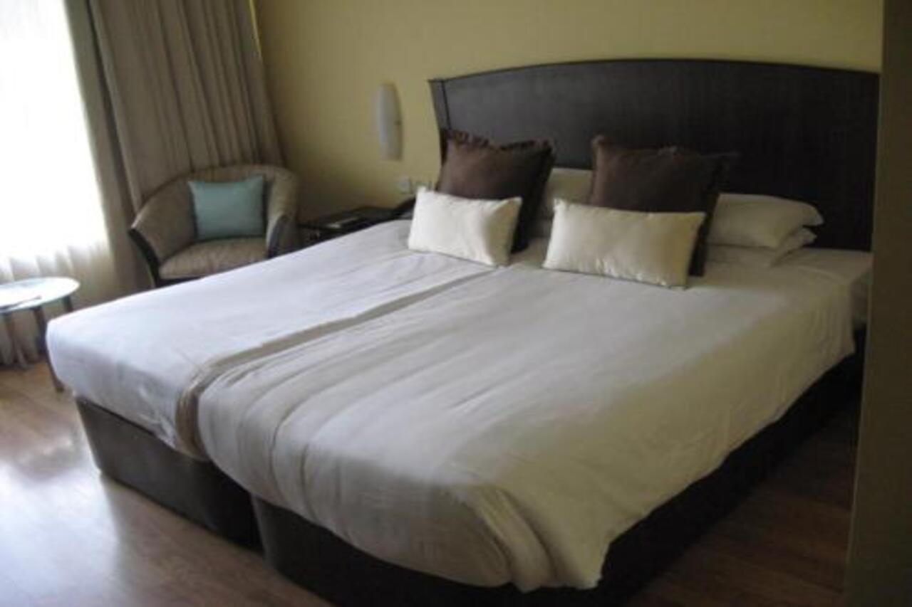 Blue Diamond Pune Ihcl Seleqtions Dış mekan fotoğraf